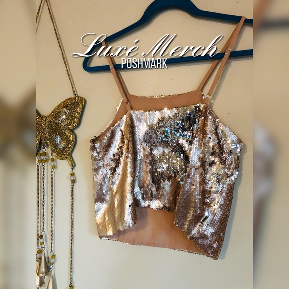 ✨Charlotte Russe Gold Sequin Crop Top✨ - Picture 3 of 5
